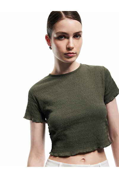 Koton Crew Neck Short Sleeve Slim Fit Textured Crop T-Shirt