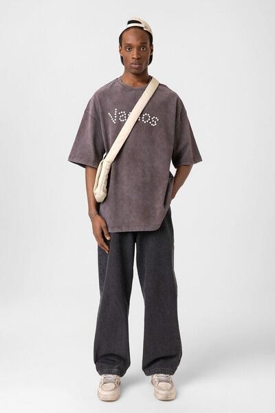 VAMOSCLO تي شيرت كبير الحجم بتفاصيل أزرار قابلة للغسل باللون البني