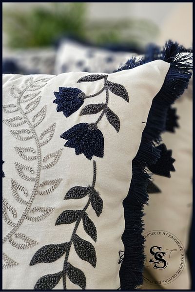 SasoHome Beauty Flowers Punch Embroidery Patterned Linen Throw Pillow Cover