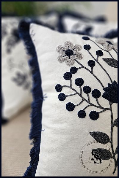 SasoHome Beauty Flowers Punch Embroidery Patterned Linen Throw Pillow Cover