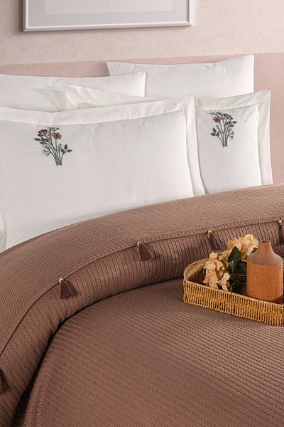 Marka Newhome Double Fringed Hand Embroidered 100% Cotton Luxury Pique Set Brown