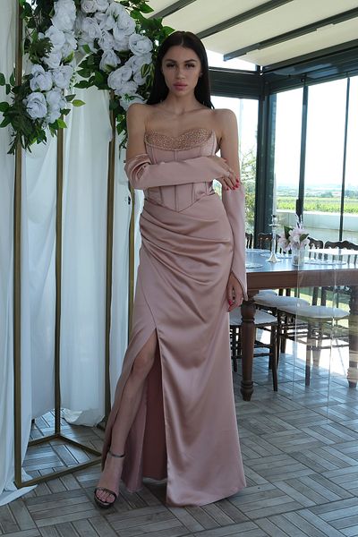 Feminist Stone Detailed Draped Strapless Satin Evening Dress Gold 9705556