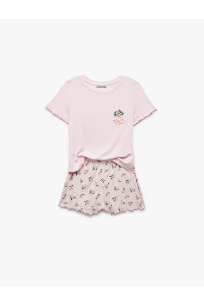 Koton Viscose Fabric Crew Neck Short Sleeve Floral Shorts Pajamas Set