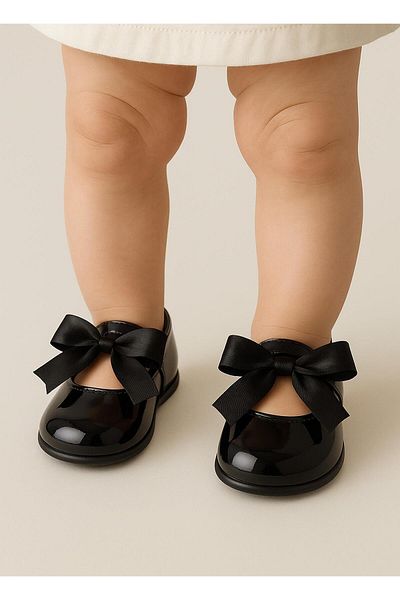 kitikate Nancy Booties Black