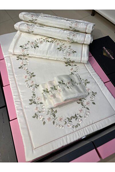 incisecrethome SECCADE ÜÇ BOYUTLU NAKIŞ İŞLEMELİ 1 ADET SECCADE 1 ADET BAMBU HAVLU