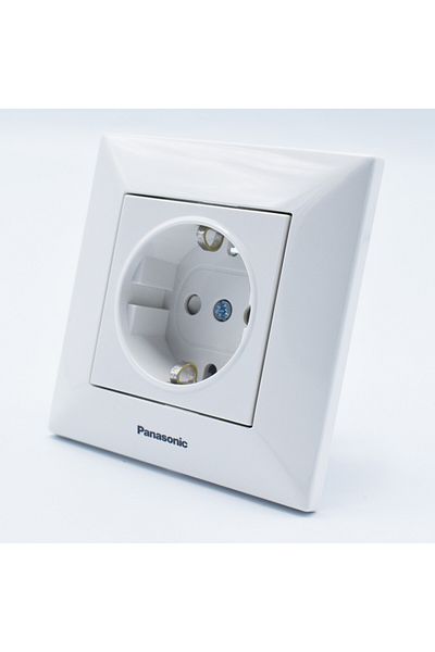 PANASONIC Arkedia Pansonic, ST, single socket outlet with child protection and grounding, white