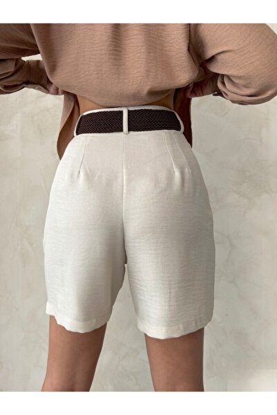 TOPSHOW Kemer Detaylı Keten Karışımlı Şort