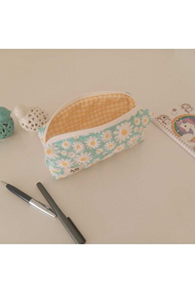MB Kır çiçekli kalem çantası