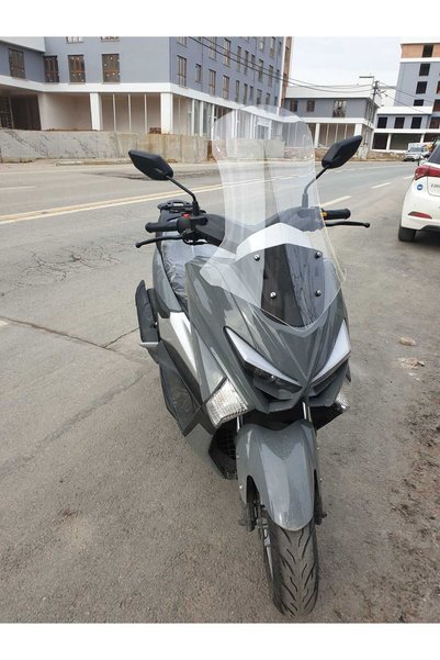 MOTOCAM Volta Apec Apx5 Uyumlu Siperlik Ön Cam 2023-2025 Model 68cm Şeffaf Renkli 4mm ORTA BOYLU CAM
