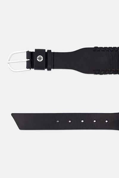 Tommy Hilfiger Women Classic High Waist Leather Belt With Silver Buckle, Black