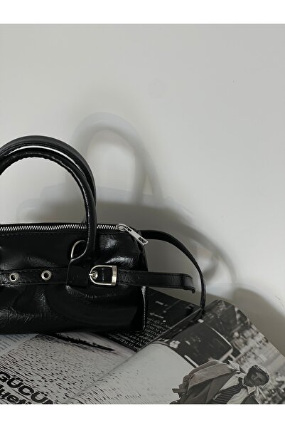 ALTUDA Women's Buckle Detailed Cross Strap Shoulder Bag Matty