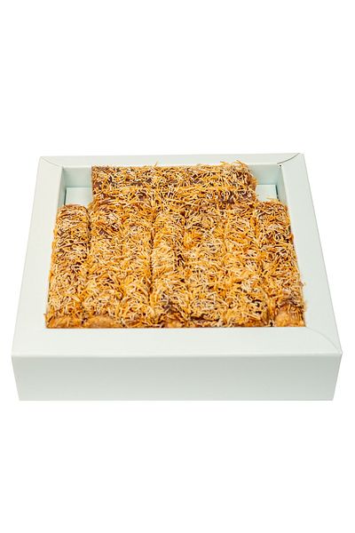 Bİrsalkım Pestİl & Köme Gümüşhane Kadayifli Hazelnut Paste Filled Roll Pestil 250 Gram Gift Package