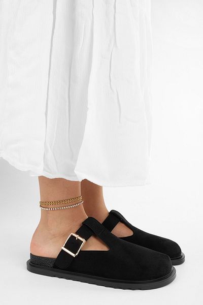 Shoeberry Women's Rolie Black Suede Buckle Detailed Slippers