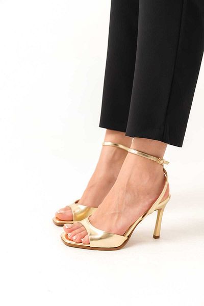 TOPUK Maddy Metallic Gold Ankle Strap High Heeled Shoes