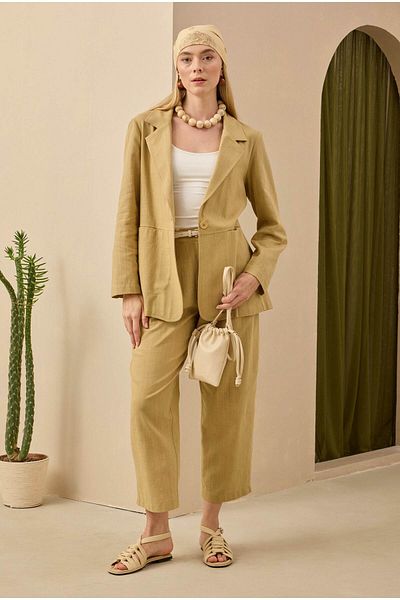 HEQA Double Pleated Linen Trousers Light Camel