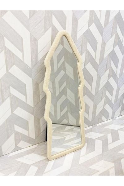 DECORA Unique velvet stand mirrors.