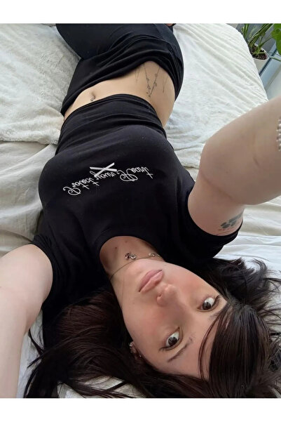 1blood Protect your Heart Baskılı Siyah Body Crop Bluz