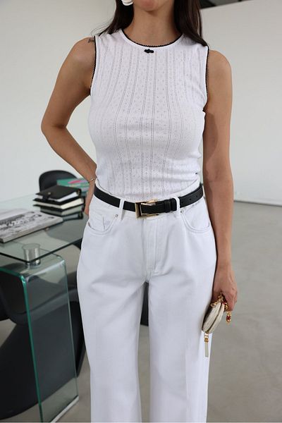 Özge Özgenç Athlete with Piping Collar and Sleeves