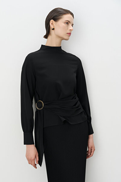 Nihan Buckle Detailed Skirt Blouse Set