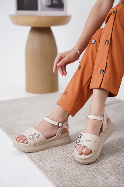 Daxtors D644 Günlük Ortopedik Kadın Sandalet