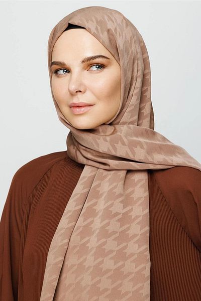 MENESSA Silky Jacquard Shawl Houndstooth Pattern Milky Brown