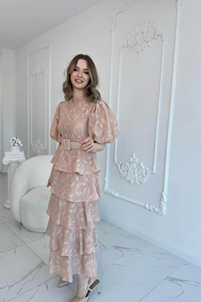 HELİS BUTİK Μπεζ φόρεμα με μανίκια μπαλόνι με ζώνη