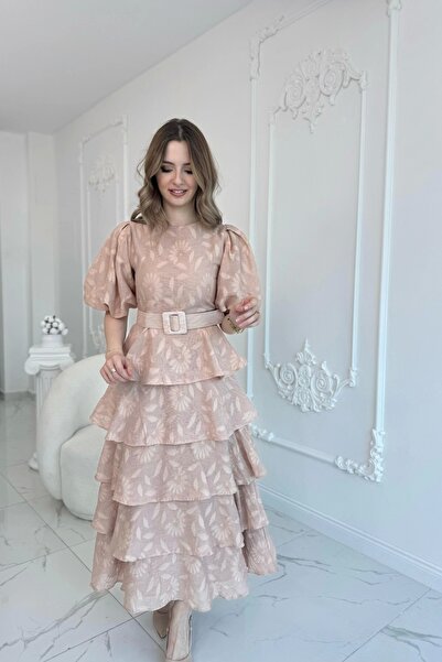 HELİS BUTİK Μπεζ φόρεμα με μανίκια μπαλόνι με ζώνη