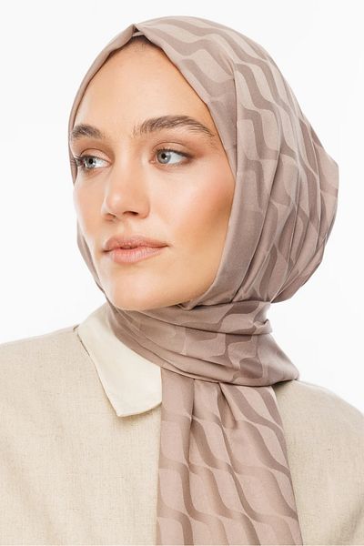 MENESSA Silky Jacquard Shawl Waterway Pattern Mink