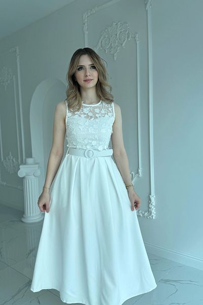 HELİS BUTİK Rochie albă de lungime maxi cu buzunar cu detaliu din dantelă
