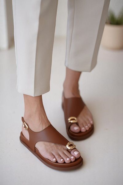 StWenn Kalia Flip Flops Gold Buckle Detailed Flip Flops Sandals - Black