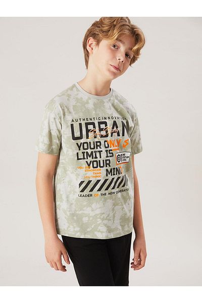 LC Waikiki Σετ πιτζάμες Crew Neck με αγορίστικο σορτς (S5)