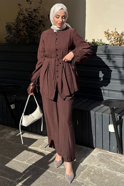Tesettür Diyarı Summer Fabric Tril Tril Suit with Buttoned Tunic - Brown