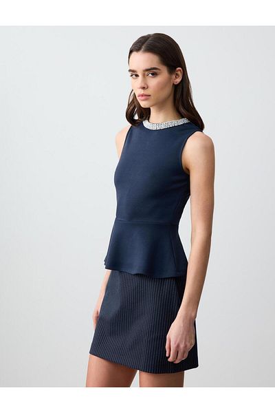 Jimmy Key Embroidered Round Neck Slim Fit Sleeveless Knitted Blouse