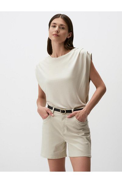 Jimmy Key Round Neck Sleeveless Knitted T-Shirt