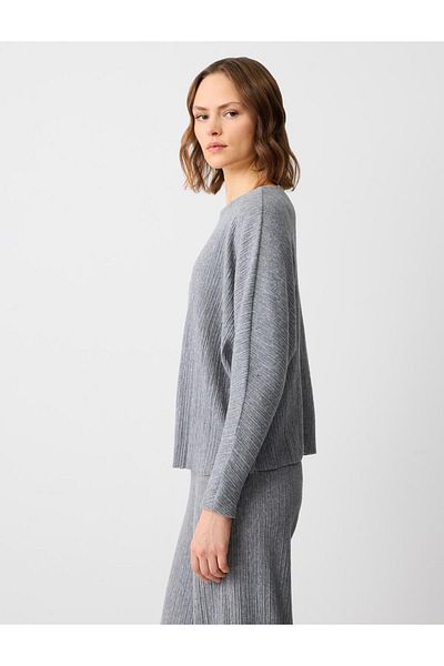 Jimmy Key Crew Neck Relaxed Fit Bat Sleeve Knitted Blouse