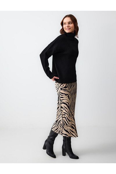 Jimmy Key Regular Waist Slim Fit Leopard Print Satin Skirt