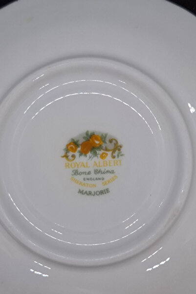 Royal Albert Sheraton Series Marjorie Bone China England Antique Porcelain Coffee Cup Saucer 12cm