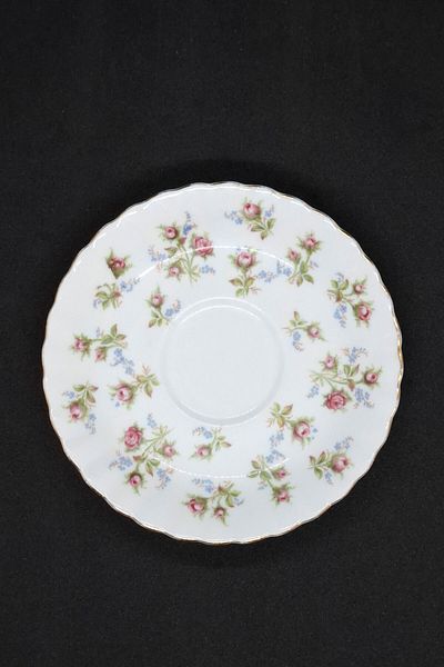 Royal Albert Winsome Bone China England Antique Porcelain Coffee Cup Saucer 12 cm
