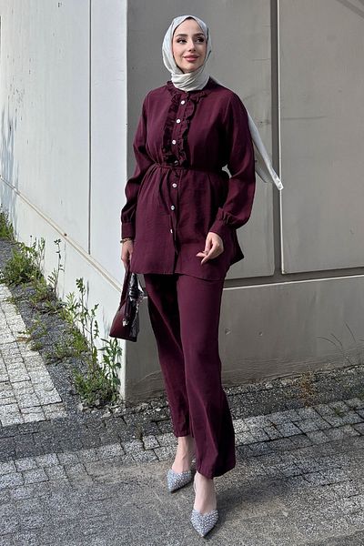 Tesettür Diyarı Καλοκαιρινό υφασμάτινο κοστούμι με λεπτομέρεια βολάν μπροστά - Claret Red