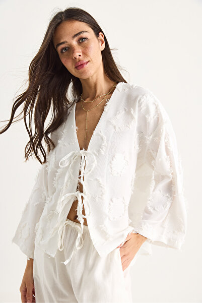 Bianco Lucci Women's Front Tie Self Embroidery Tassel Casual Kimono 7012-2 60283410