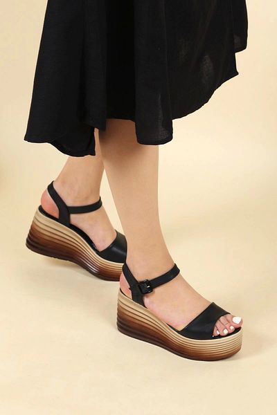 Lio Shoes Sandale negre cu toc cu pană pentru femei