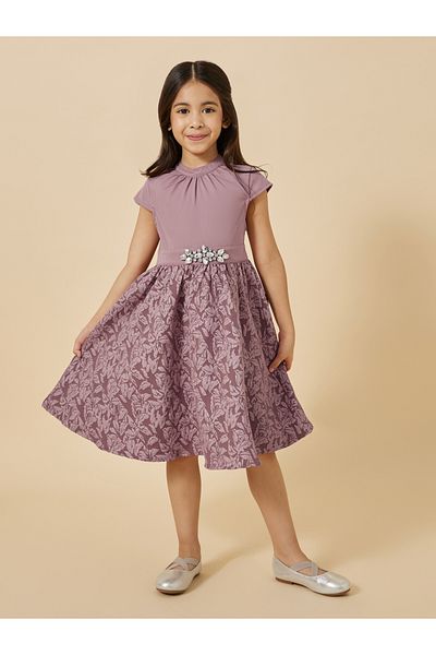 Styli Embellished Detail Cap Sleeves Jacquard Dress