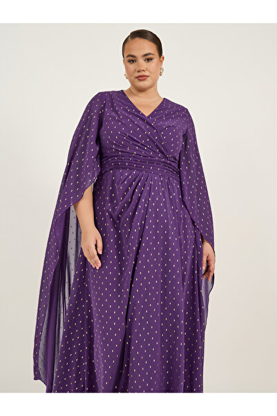 Styli Plus Size Cape Sleeve Pleated Maxi Dress