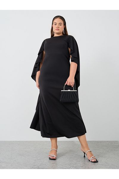 Styli Plus Size Solid Cape Sleeves Maxi Dress