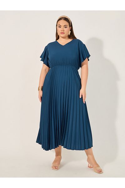 Styli Plus Size Solid Accordion Pleated A-Line Midi Dress