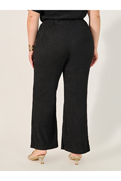 Styli Plus Size Textured Wide Leg Pants with Elastic Waistband