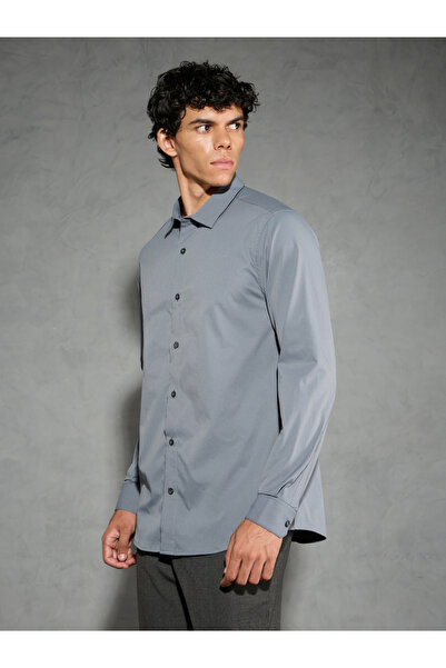 Technosport By Styli Solid Spread Collar Regular Fit Shirt