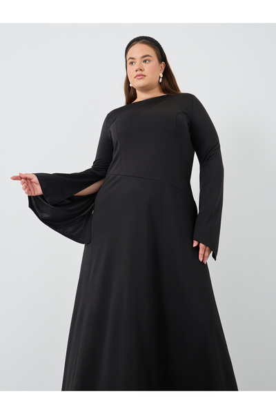 Styli Plus Size Pleated Long Sleeves A-Line Maxi Dress