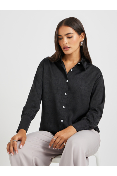 Styli قميص سادة بأزرار وياقة ممتدة