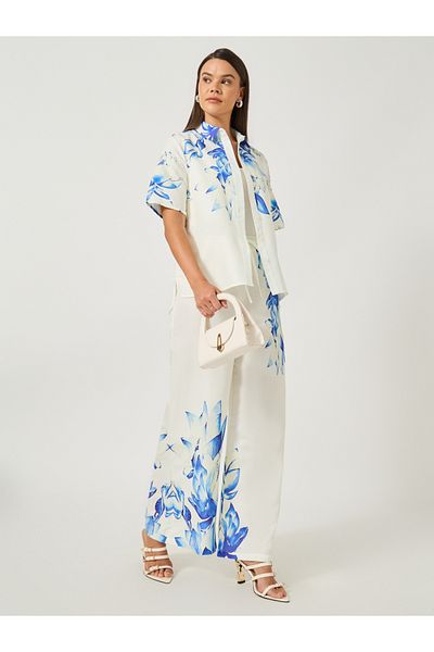 Styli Floral Placement Print Short Sleeve Regular Fit Shirt